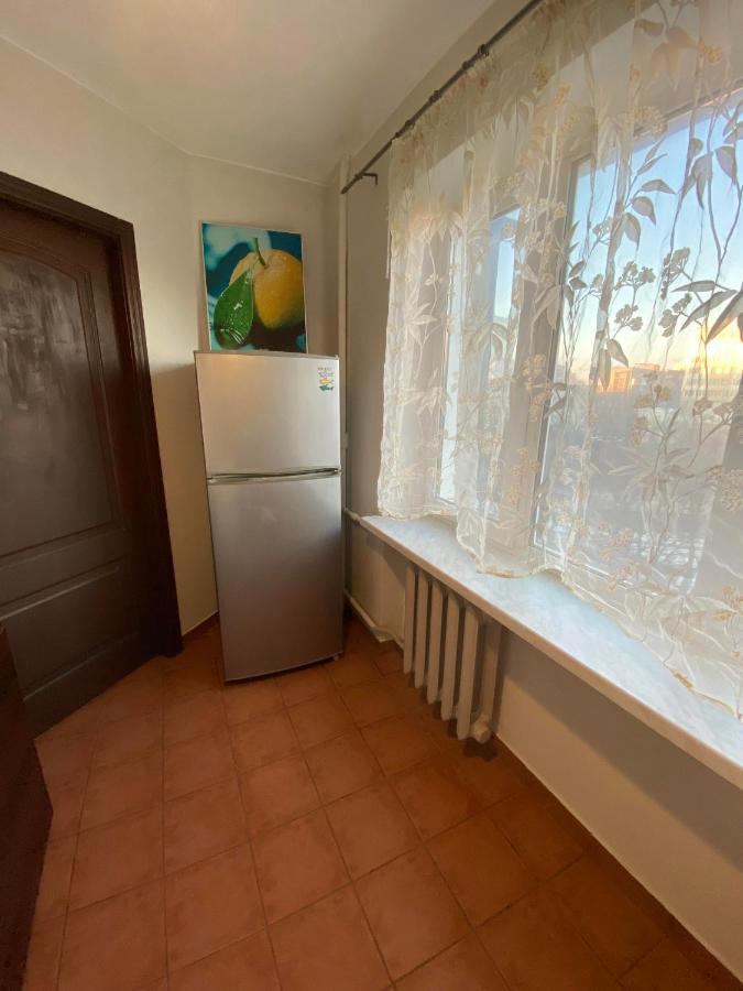 Apartment Next To Metro Station Pechersk Kyiv Exterior foto
